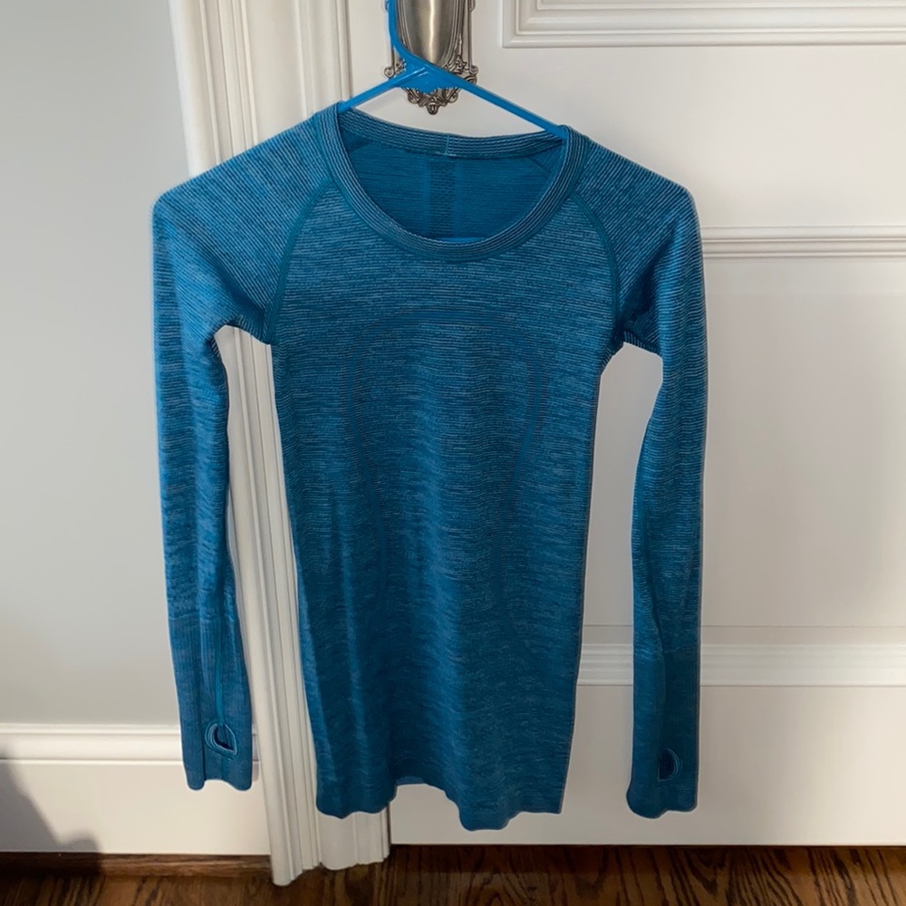 Lululemon Swiftly Tech Long Sleeve Shirt Blue Size 2